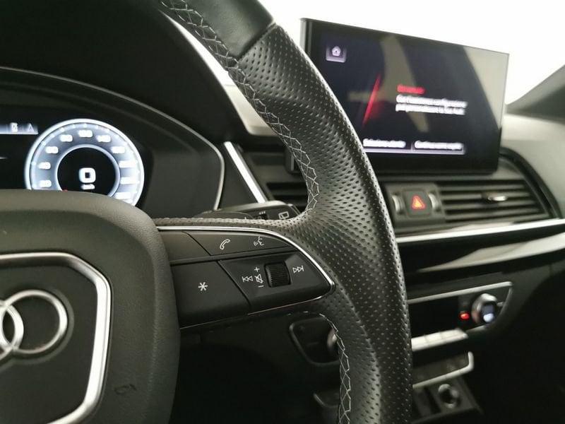 Audi Q5 Sportback 40 2.0 tdi mhev 12V Identity Black quattro s-tronic