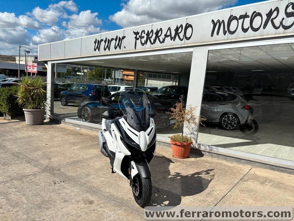 Zontes ZT 368 E Nuovo pronto consegna 2025 Vieni qui a scoprirla