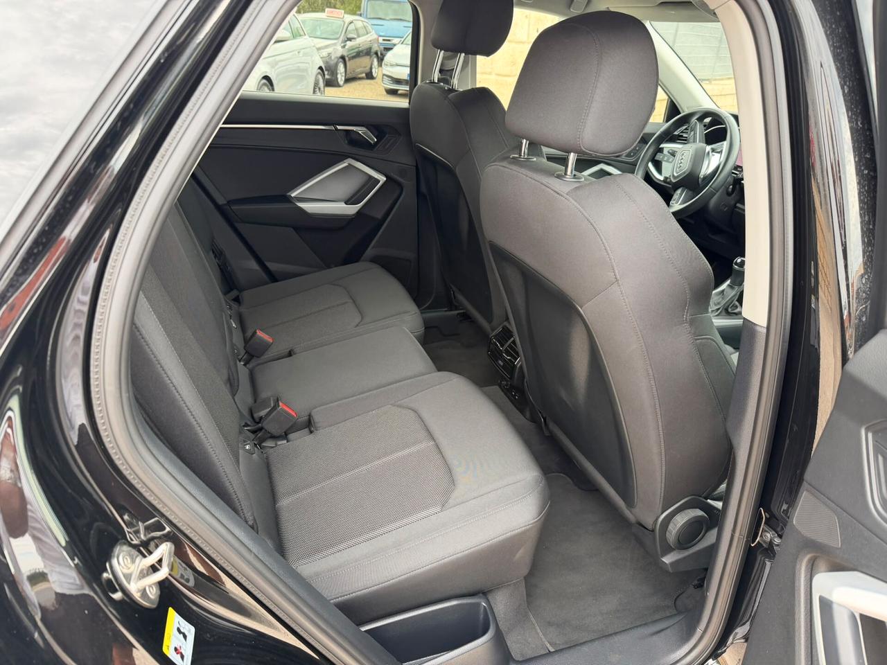 Audi Q3 SPB 35 TDI S tronic Identity Black