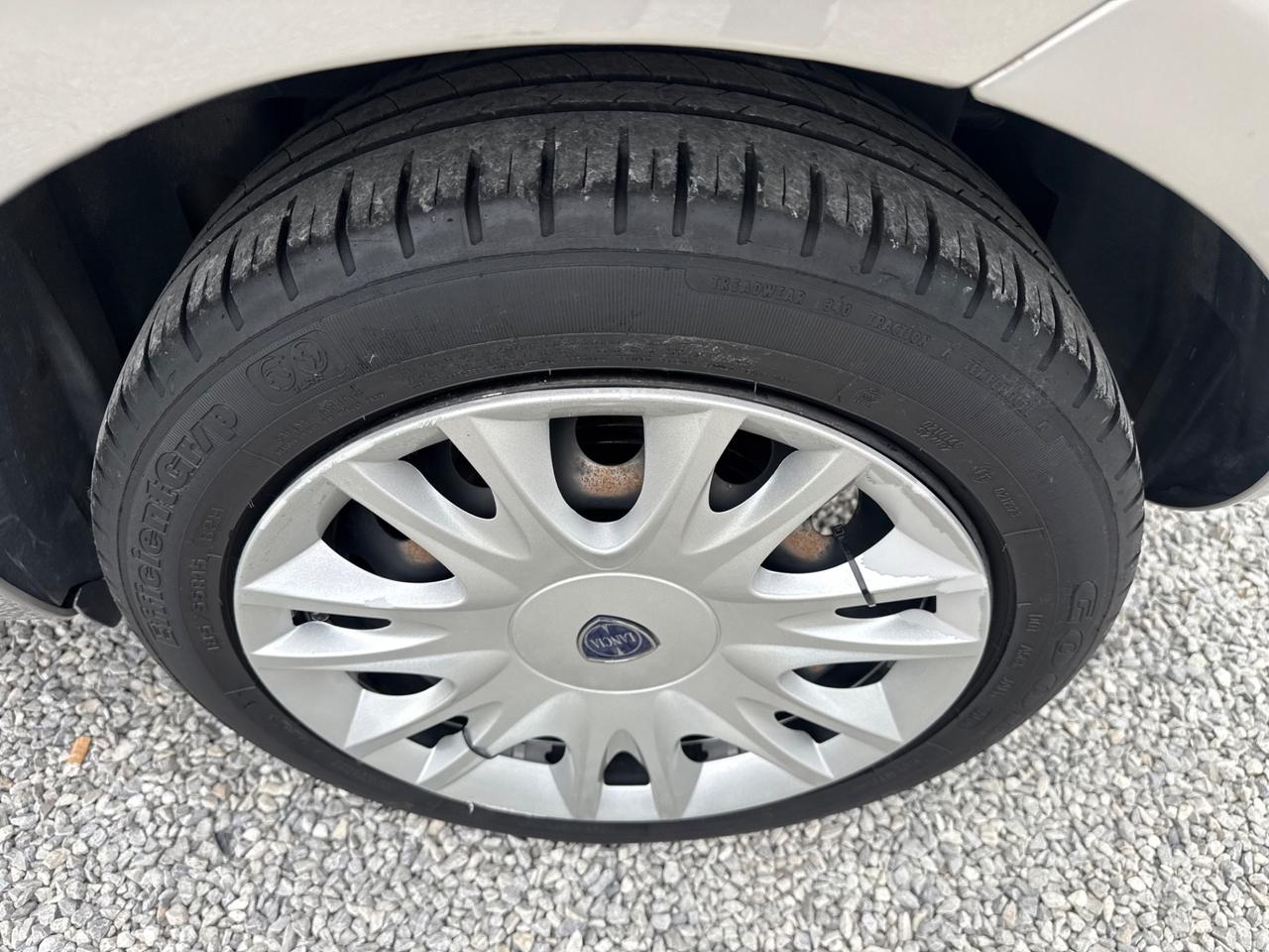 Lancia Ypsilon 1.2 69 CV 5 porte S&S Platinum