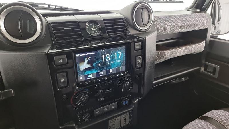 Land Rover Defender Defender 110 2.4 TD4 SE