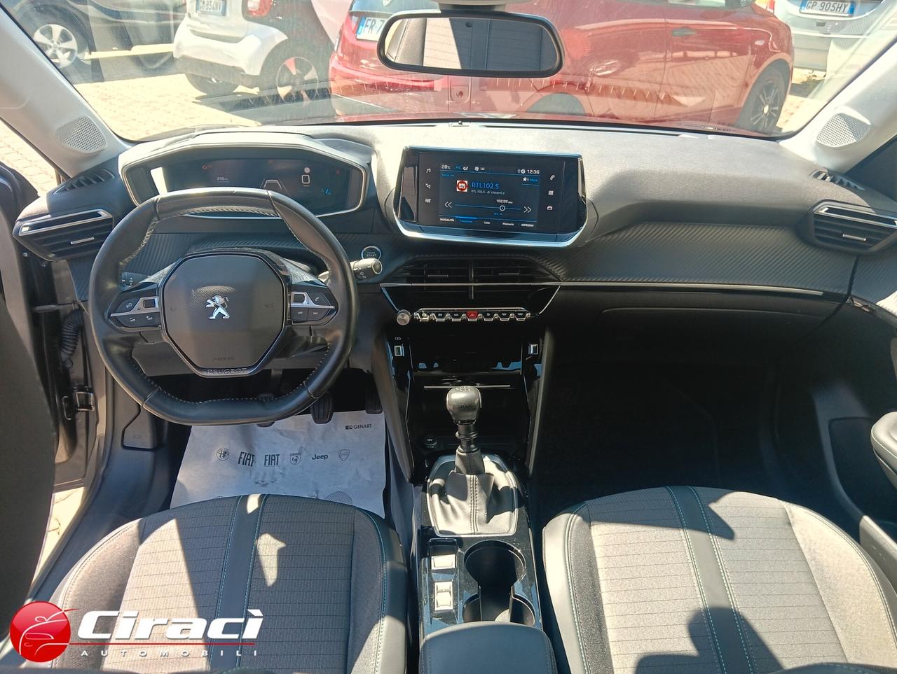 Peugeot 208 PureTech 100 5 porte Allure