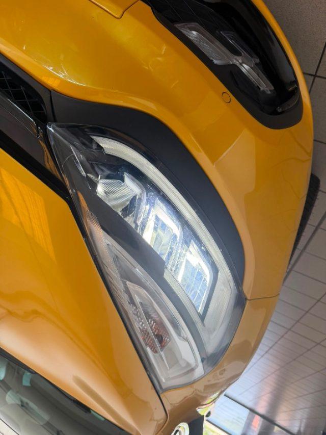 RENAULT Clio TCe 220CV R.S. Trophy //AKRAPOVIC//PELLE//
