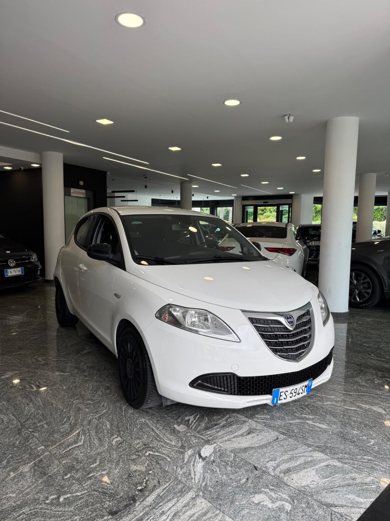 Lancia Ypsilon 1.2 69 CV 5 porte GPL Ecochic Gold