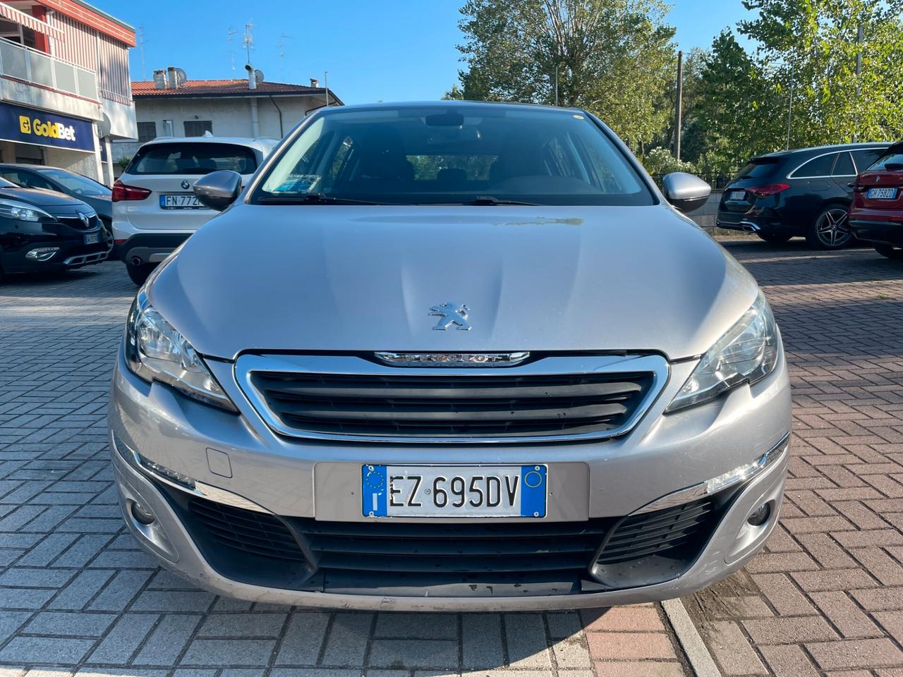 Peugeot 308 BlueHDi 120 S&S Business