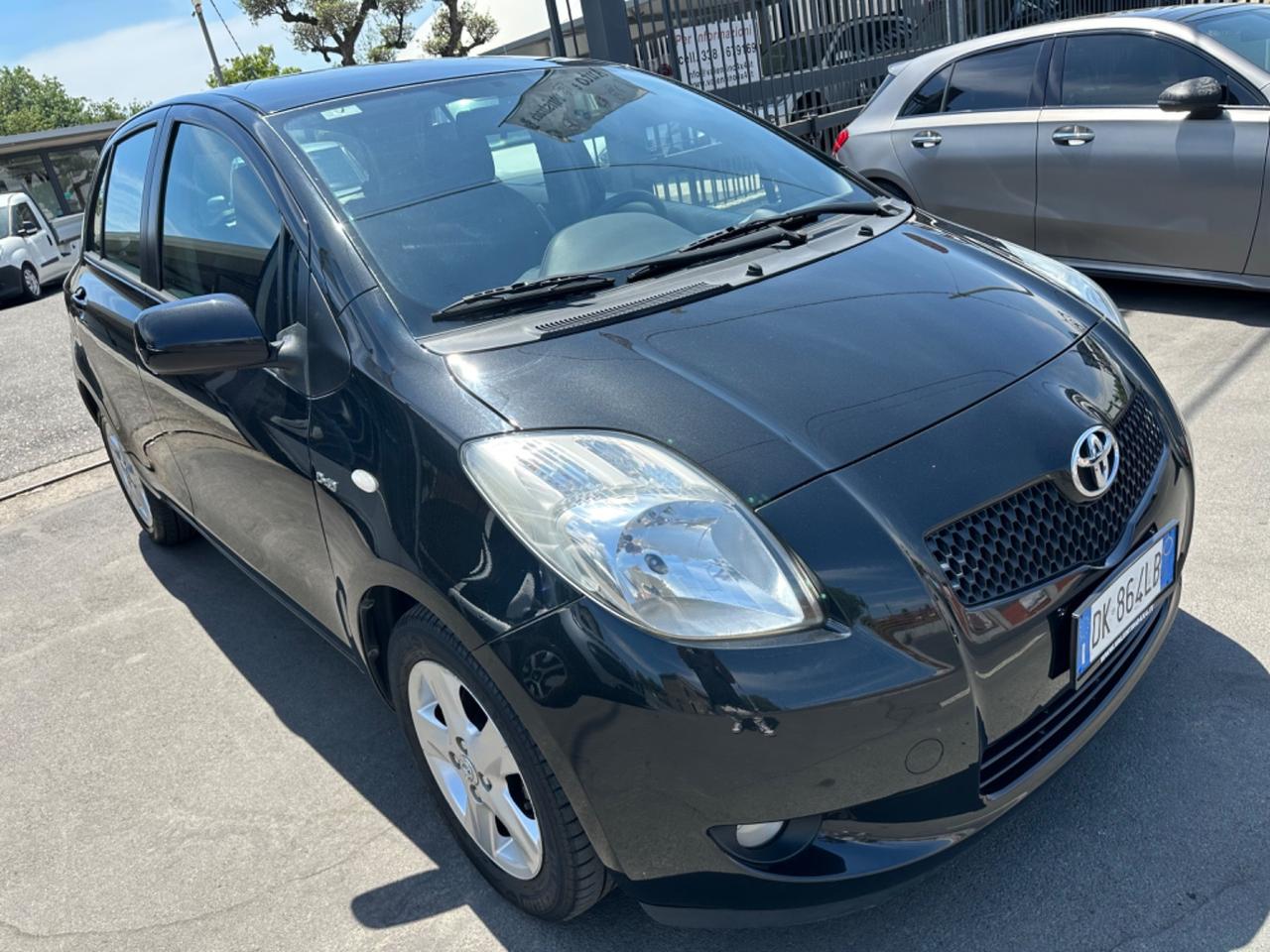 Toyota Yaris 1.4 D-4D 5 porte Sol