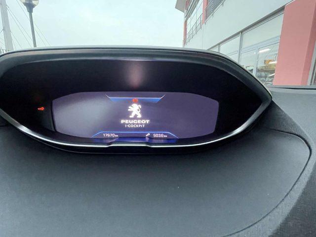 PEUGEOT 5008 PureTech Turbo 130 S&S ALLURE Pack PARI AL NUOVO