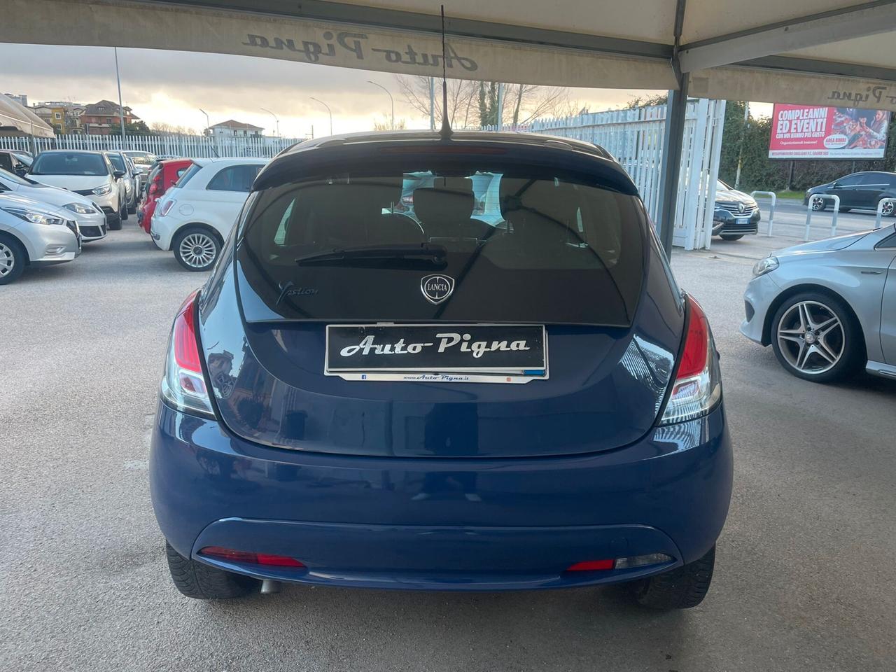 Lancia Ypsilon 1.3 MJT 16V 95 CV 5 porte
