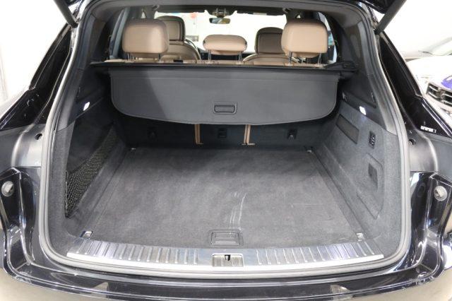 PORSCHE Cayenne 3.0 V6