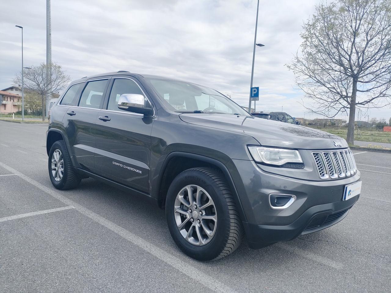 JEEP Grand Cherokee 3.0 crd Laredo auto 248cv