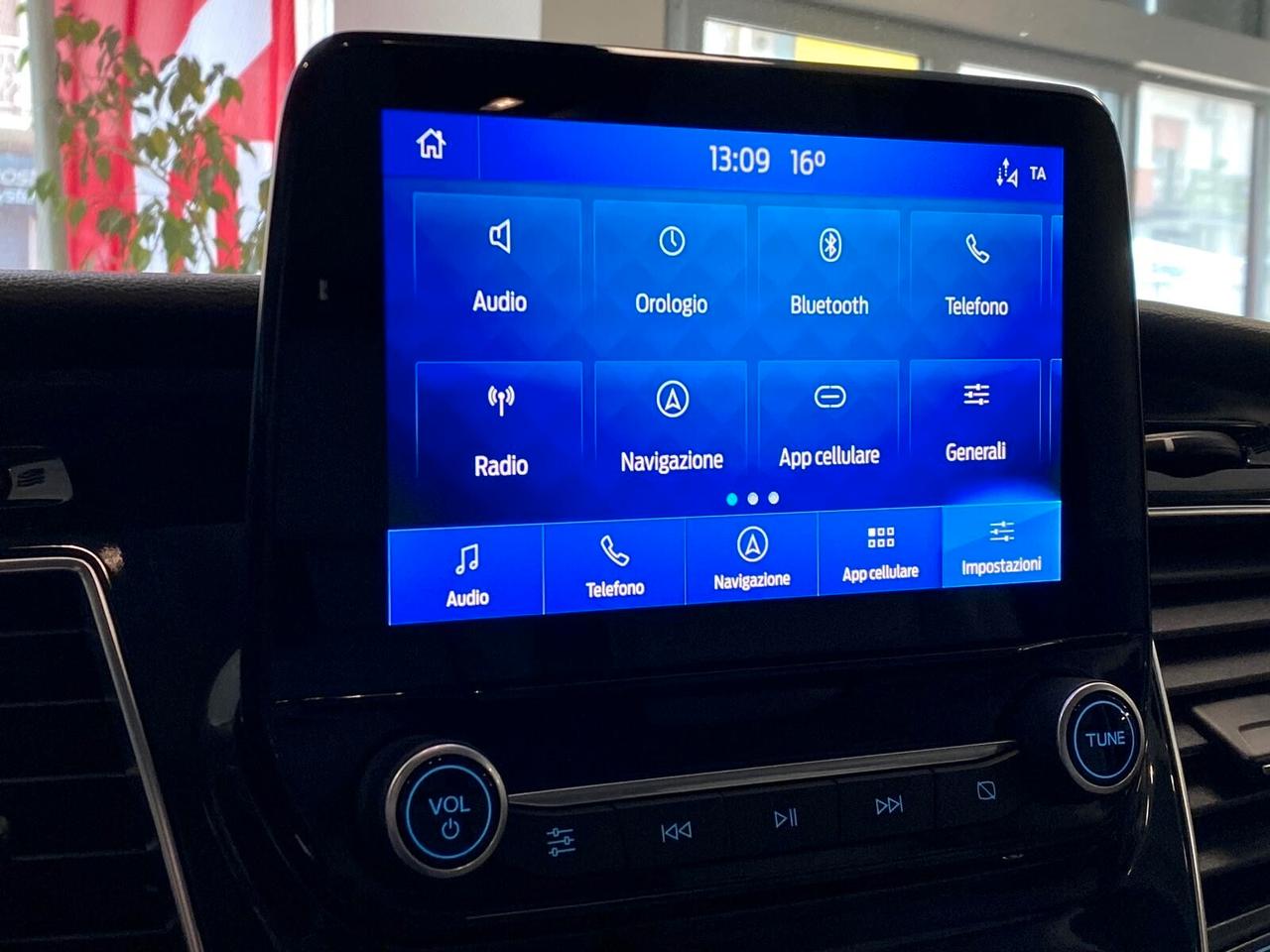 Ford Tourneo Custom L2 2.0 EcoBlue Hybrid 185 Titanium X 9POSTI