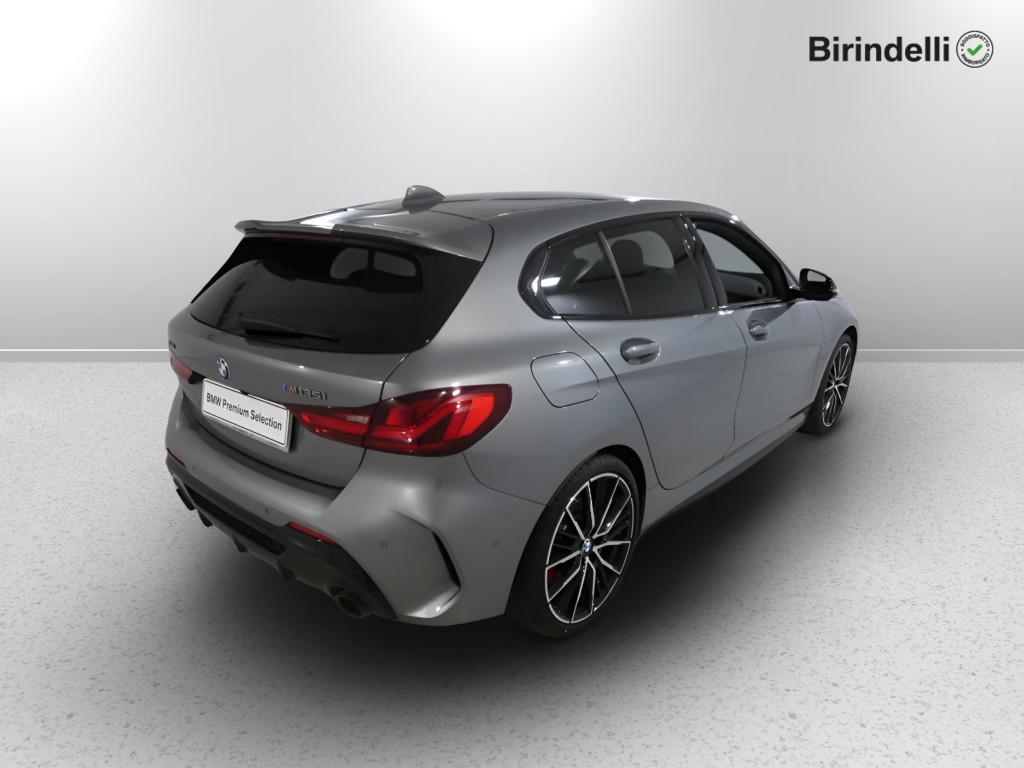 BMW Serie 1 (F40) - M 135i xDrive