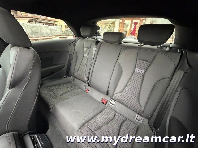 AUDI A3 2.0 TDI S tronic Sport 3P TA