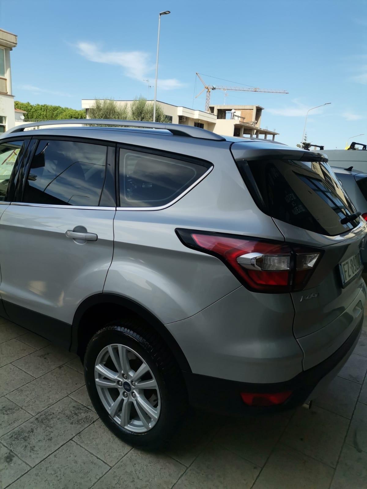 Ford Kuga 2.0 TDCI 120 CV S&S 2WD ST-Line