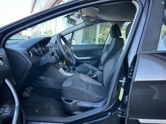 PEUGEOT 308 1.6 HDi 90CV 5P. Neopatentati