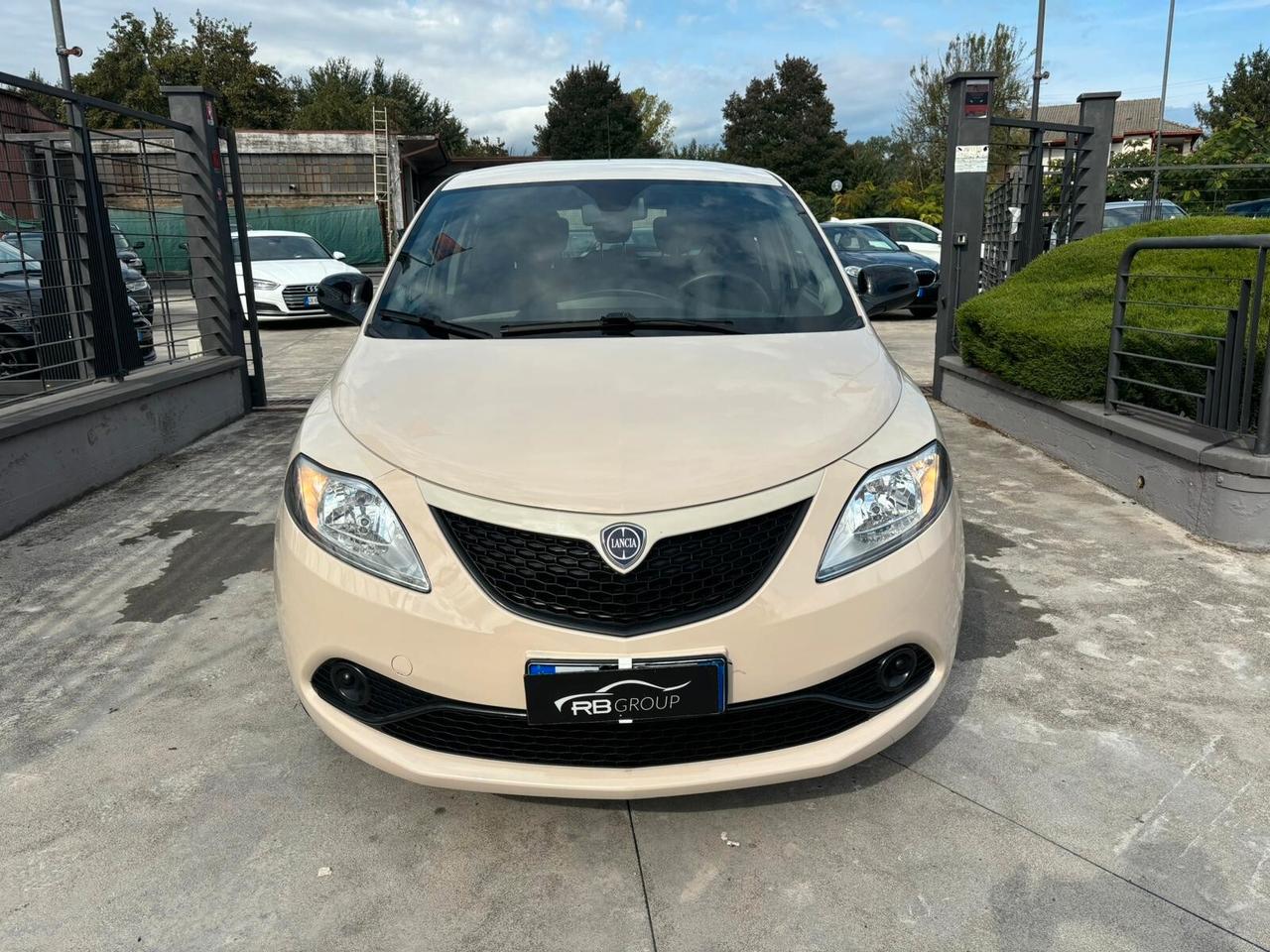 Lancia Ypsilon 1.2 69 CV 5 porte Gold