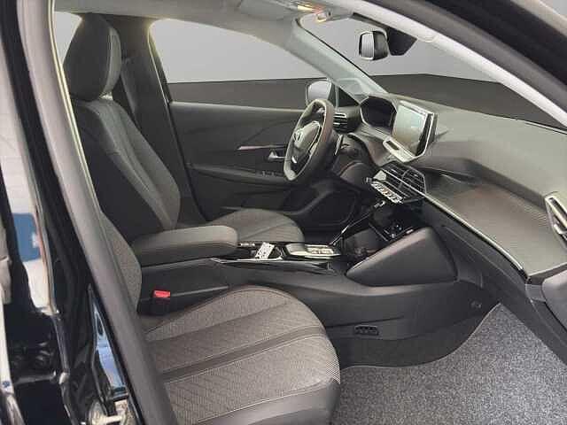 Peugeot 208 Hybrid 136 e-DCS6 Allure