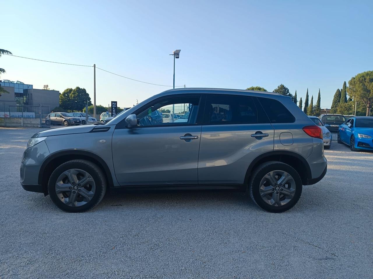 Suzuki Vitara 1.6 DDiS V-Top Tua a 159€ al Mese *