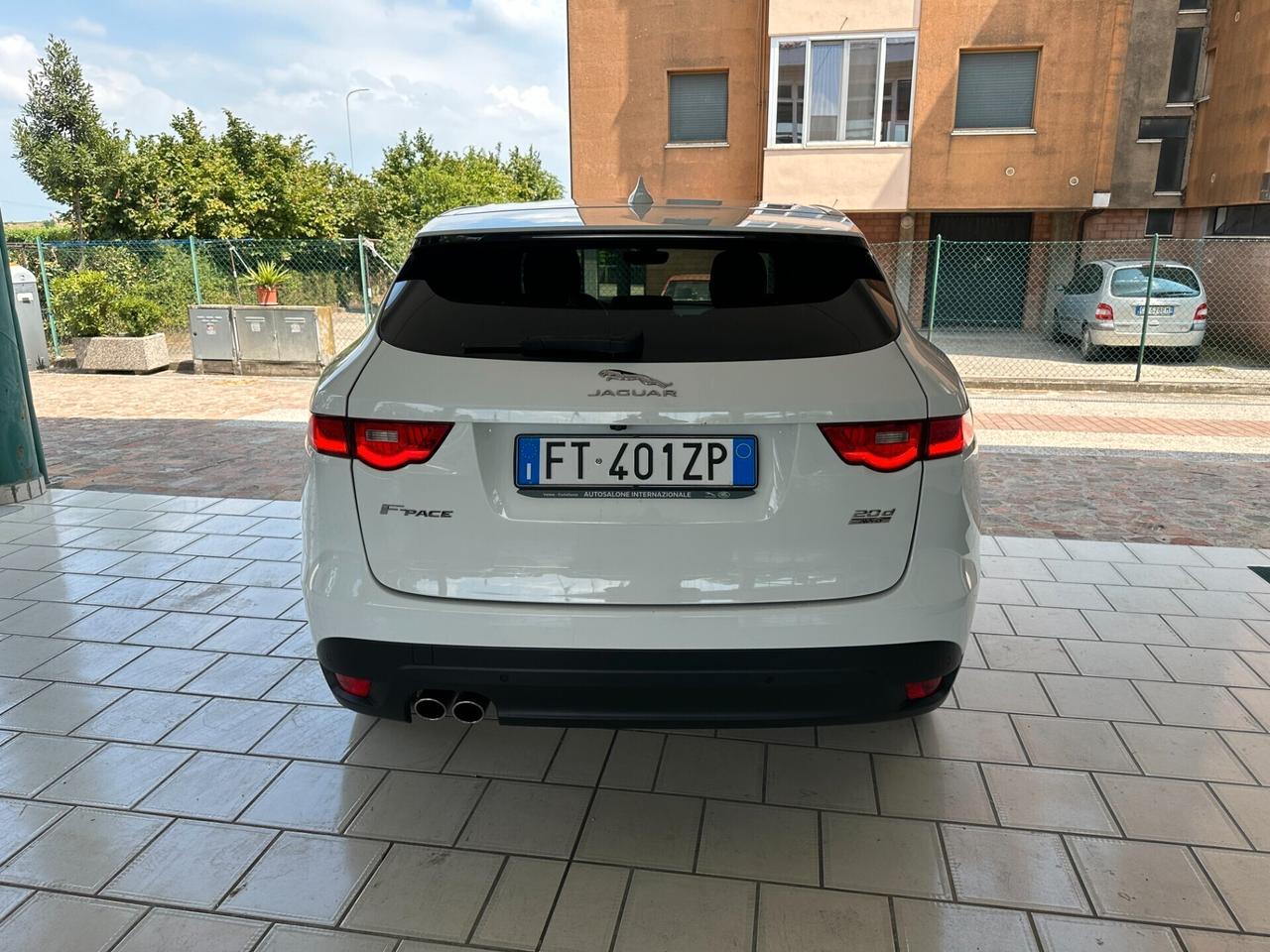 Jaguar F-Pace 2.0 D 180 CV AWD aut. Prestige