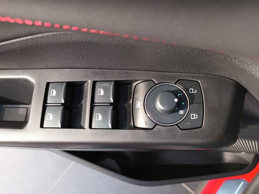 Ford Puma 125 cv ibrida St-Line- 2000 km!