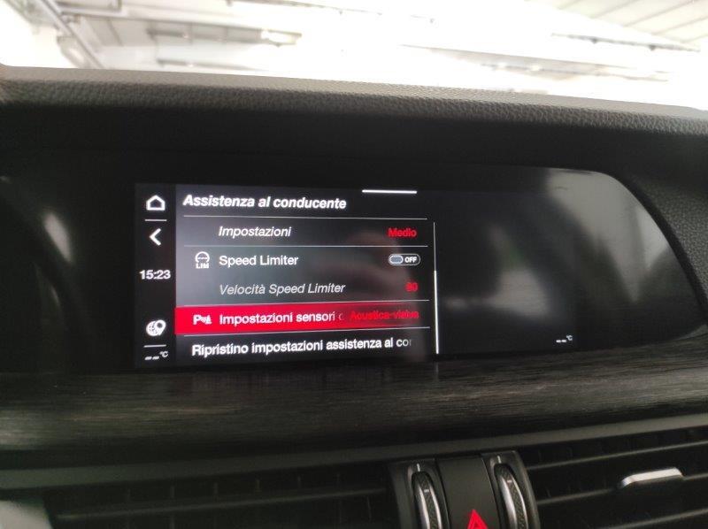 ALFA ROMEO Stelvio - Stelvio 2.2 Turbodiesel 160 CV AT8 RWD Business