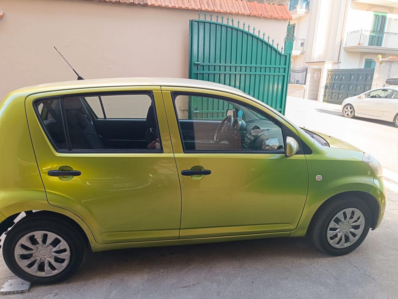 Daihatsu Sirion 1.0 Hiro Green Powered