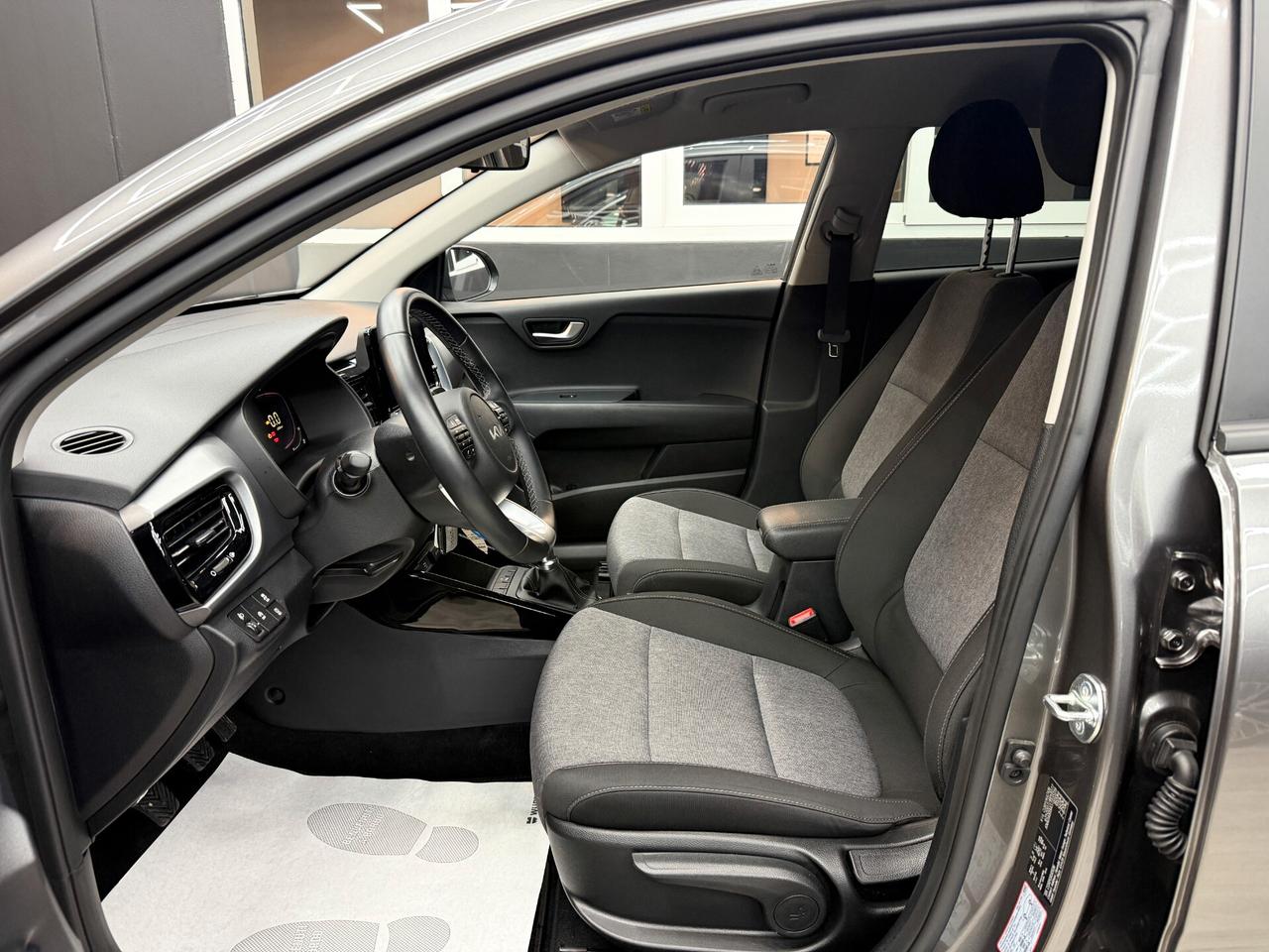 KIA STONIC 1.2 MPI 79CV STYLE Special Edition