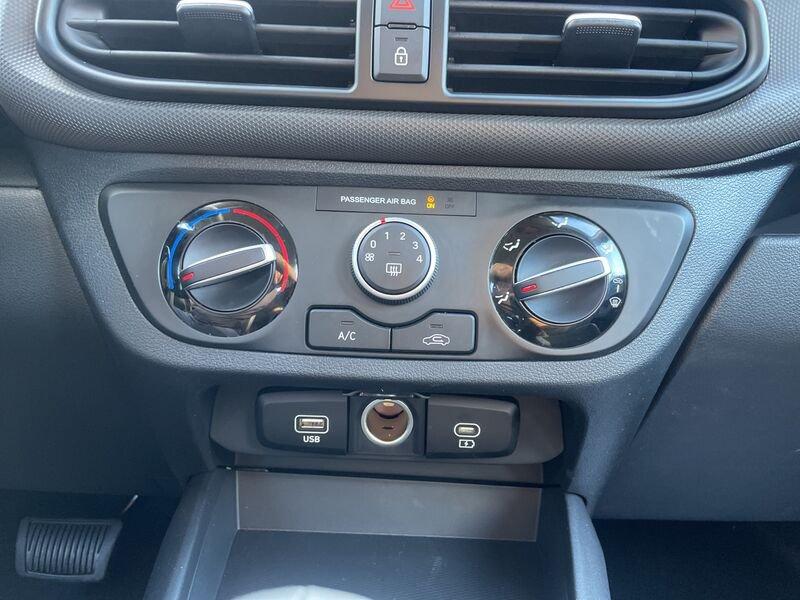 Hyundai i10 NUOVA PE MY25 5P 1.0 AT CONNECTLINE