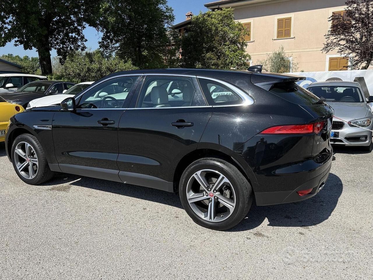 JAGUAR F PACE FULL OPTIONAL GARANZIA 24 MESI
