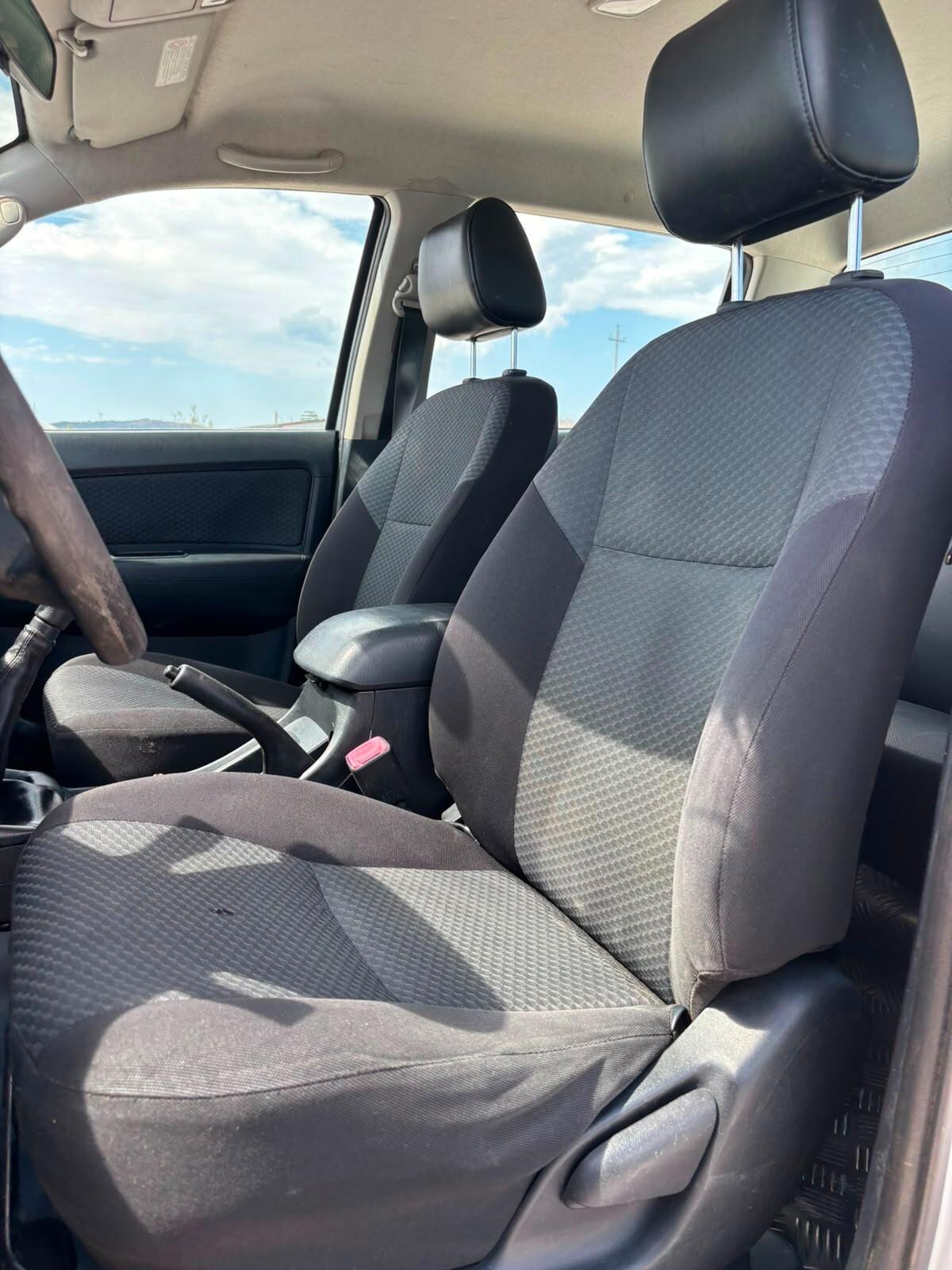 Toyota Hilux 2.5 D4D 144 CV DOPPIA CABINA
