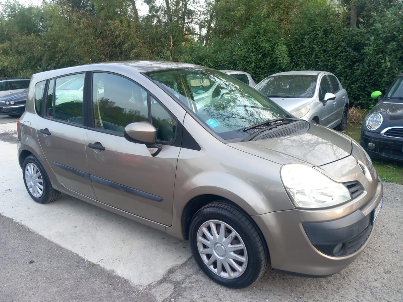 Renault Modus 1.2 16V Dynamique