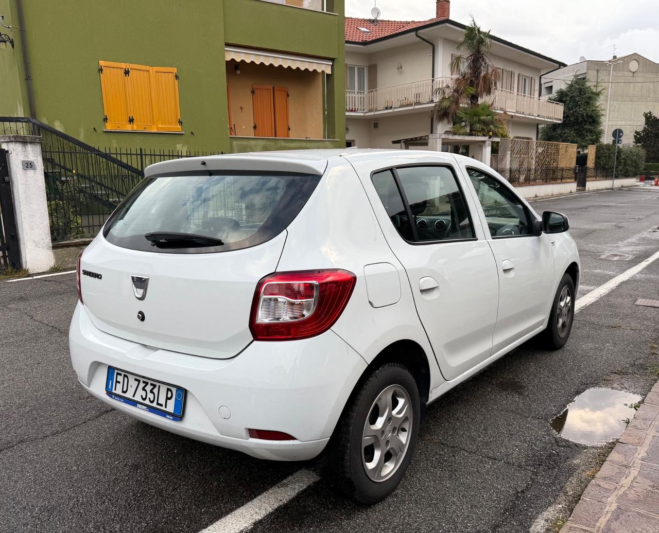 Dacia Sandero 1.2 75CV Lauréate