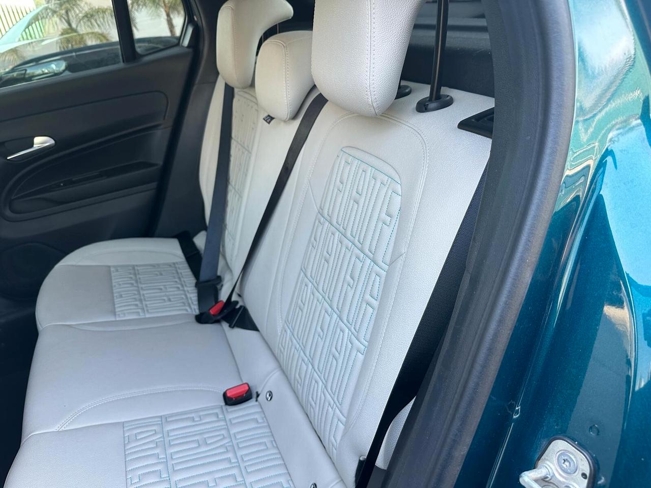 Fiat 600 Hybrid 110 CV DCT MHEV La Prima