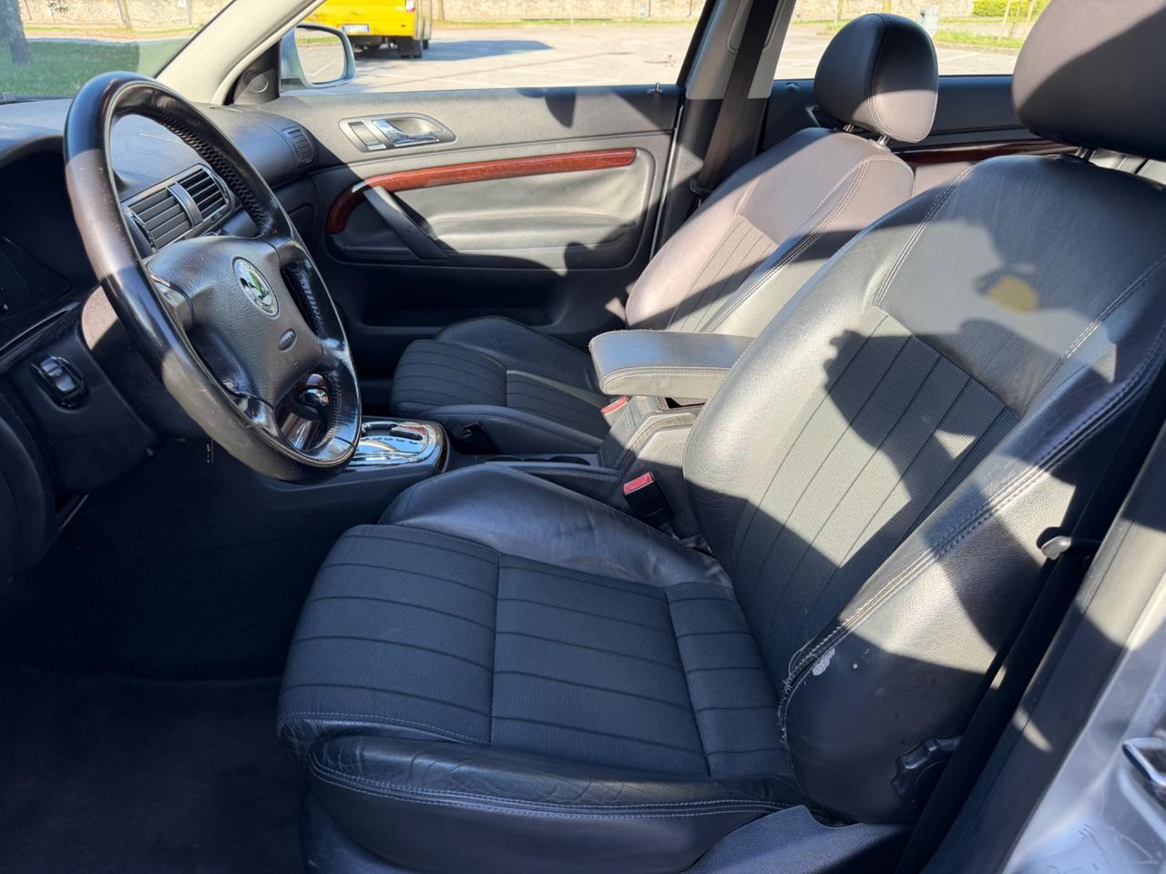 Skoda Superb 1.9 TDI/130CV Automatica