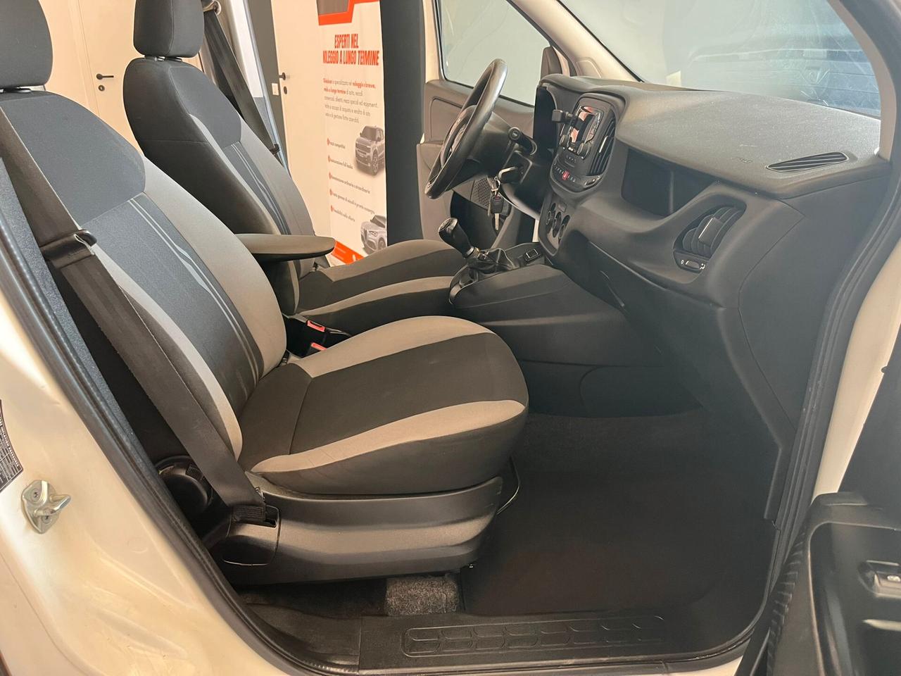 Fiat Doblo 5 POSTI AUTOCARRO