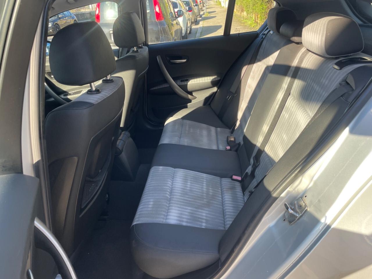 Bmw 118 118d cat 5 porte Attiva