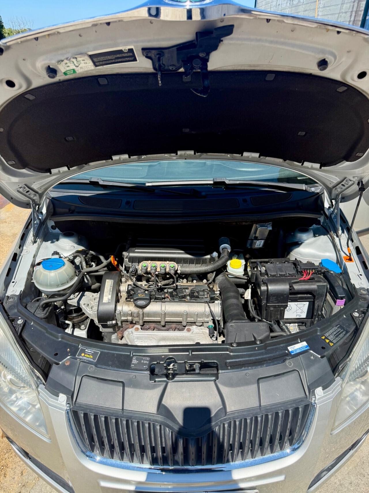 Skoda roomster 1.4 Bifuel benzina GPL neopatentati