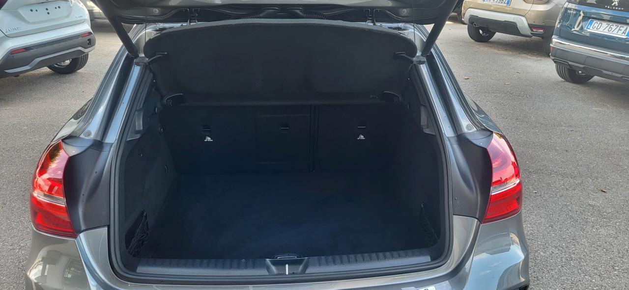 Mercedes-benz GLA 220 d Automatic 4Matic Premium Pack Night