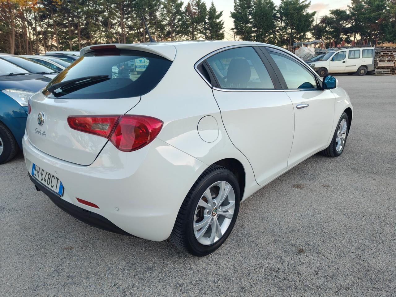 Alfa Romeo Giulietta 1.6 JTDm-2 105 CV Progression