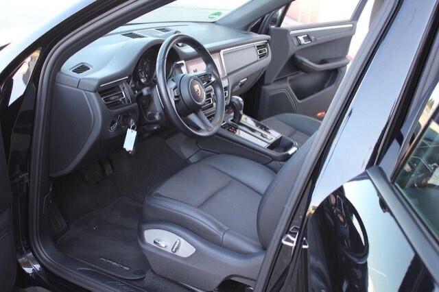 Porsche Macan 2.0 turbo 265cv Tetto Navigatore