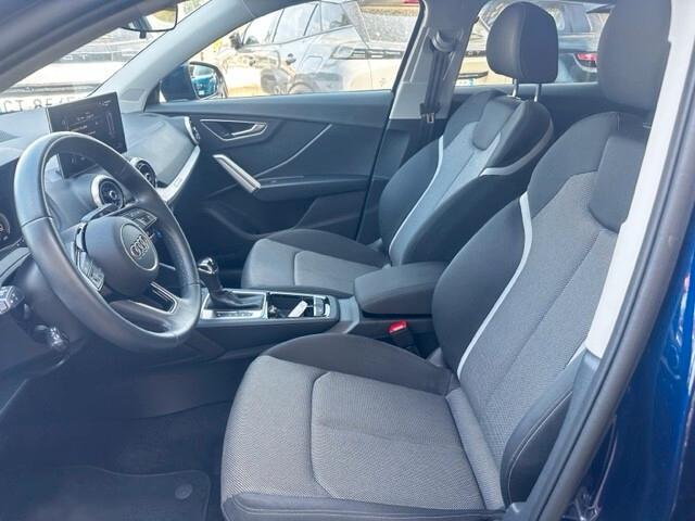 Audi Q2 35 TFSI Identity Black