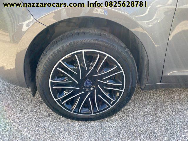 LANCIA Ypsilon 1.0 FireFly 5 porte S&S Hybrid Gold