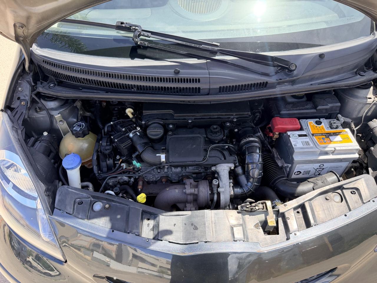 Toyota Aygo 1.4 turbodiesel 5 porte Sol