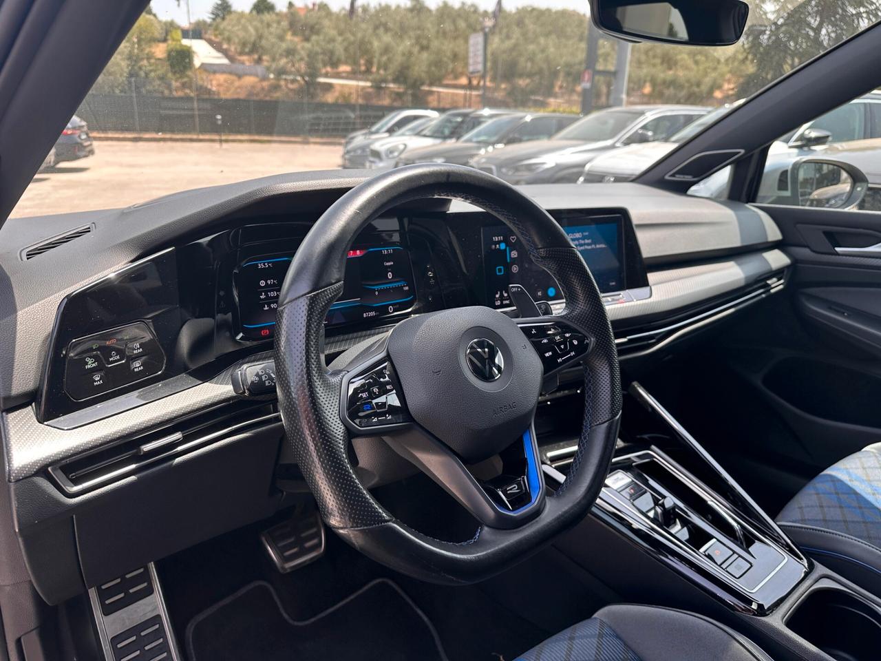 Volkswagen Golf 2.0 TSI DSG 4Motion R /PRONTA CONSEGNA/TETTO/HEAD UP DISPLAY/IQ LIGHT/DRIFT MODE/HARMAN KARDON/