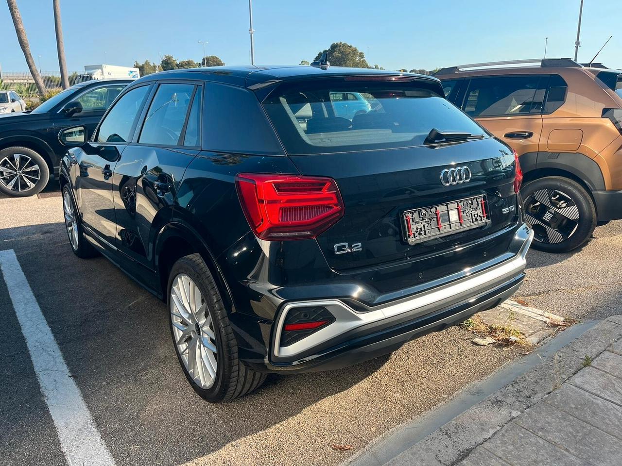 Audi Q2 35 TDI quattro S tronic line Edition C/A