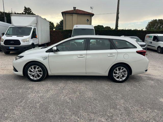 TOYOTA Auris Touring Sports 1.8 Hybrid Business