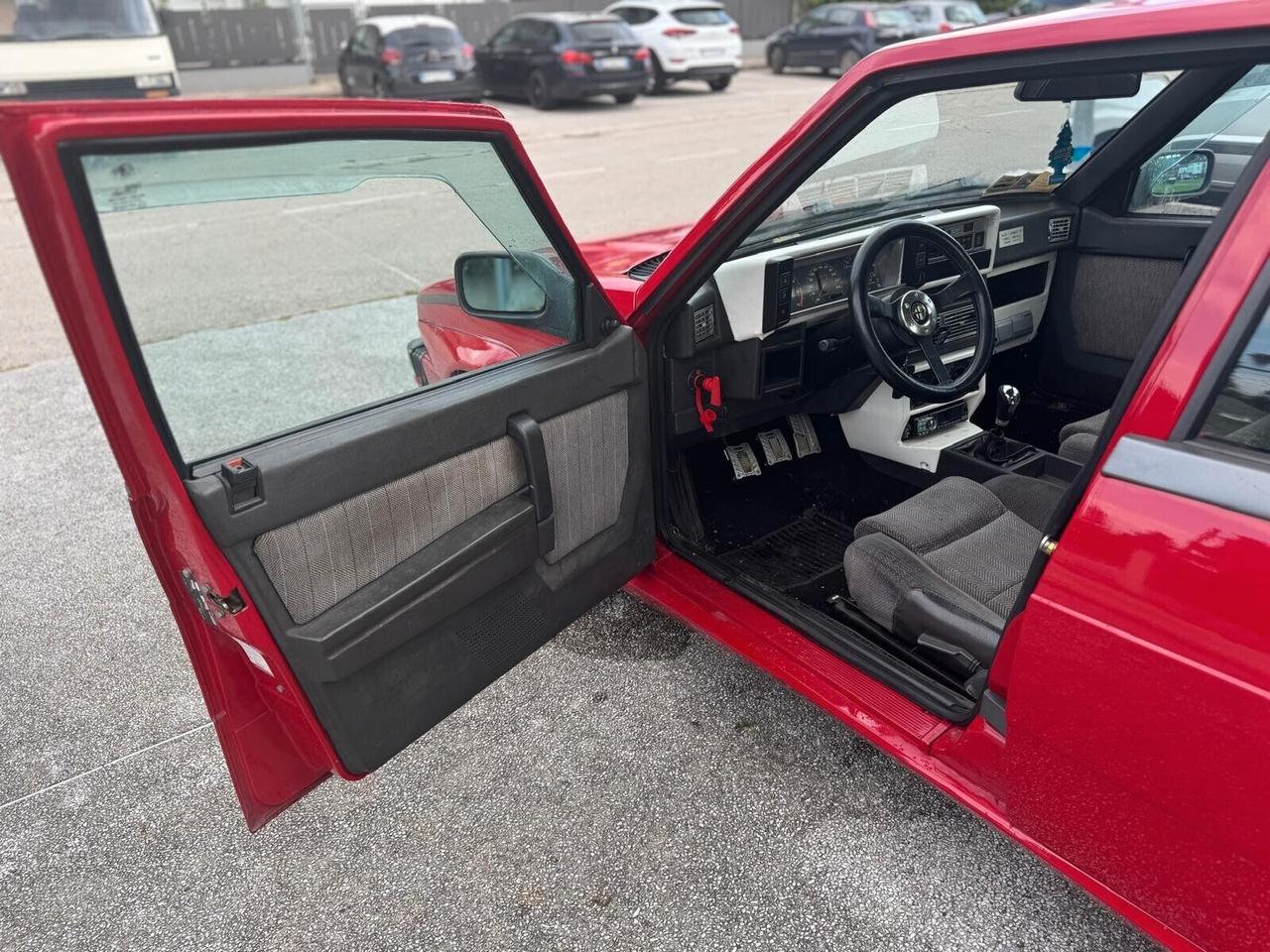 Alfa Romeo 75 1.8i turbo America