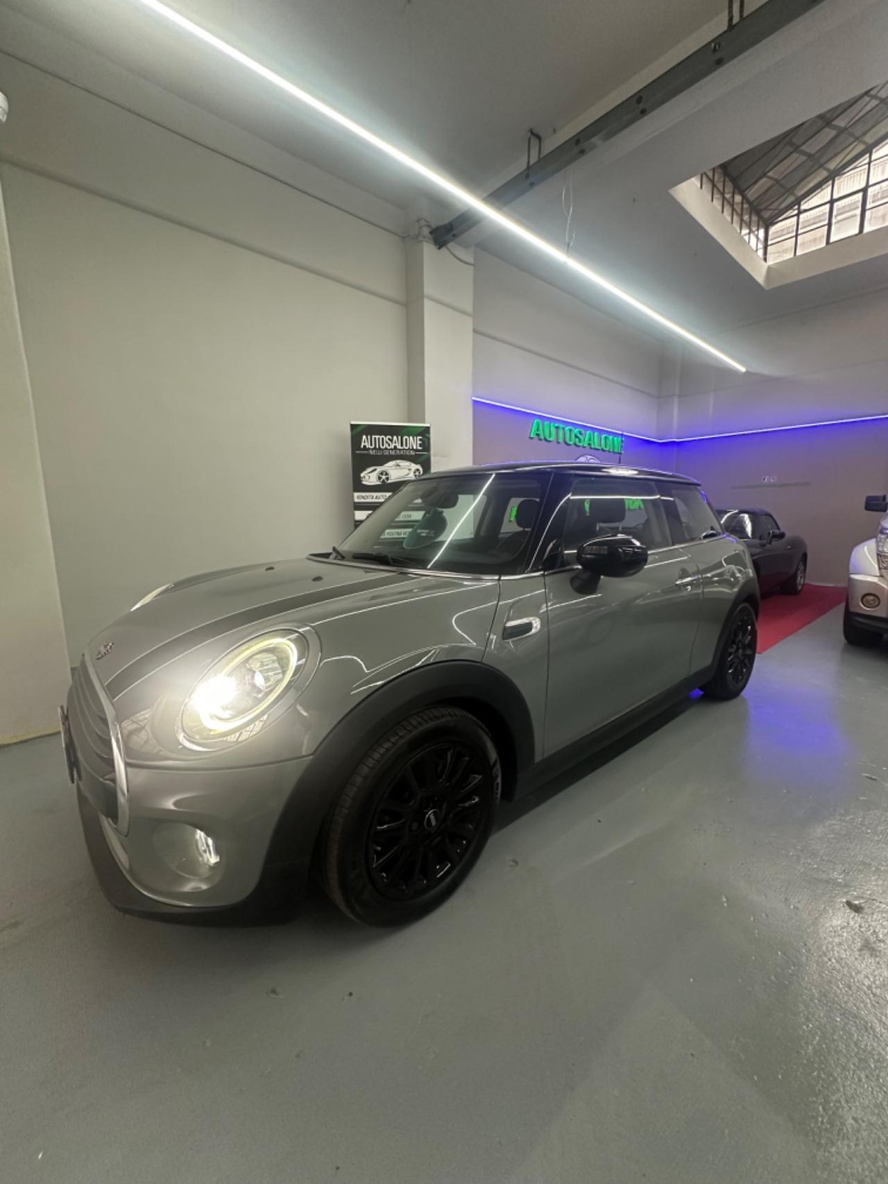 Mini 1.5 Cooper Business