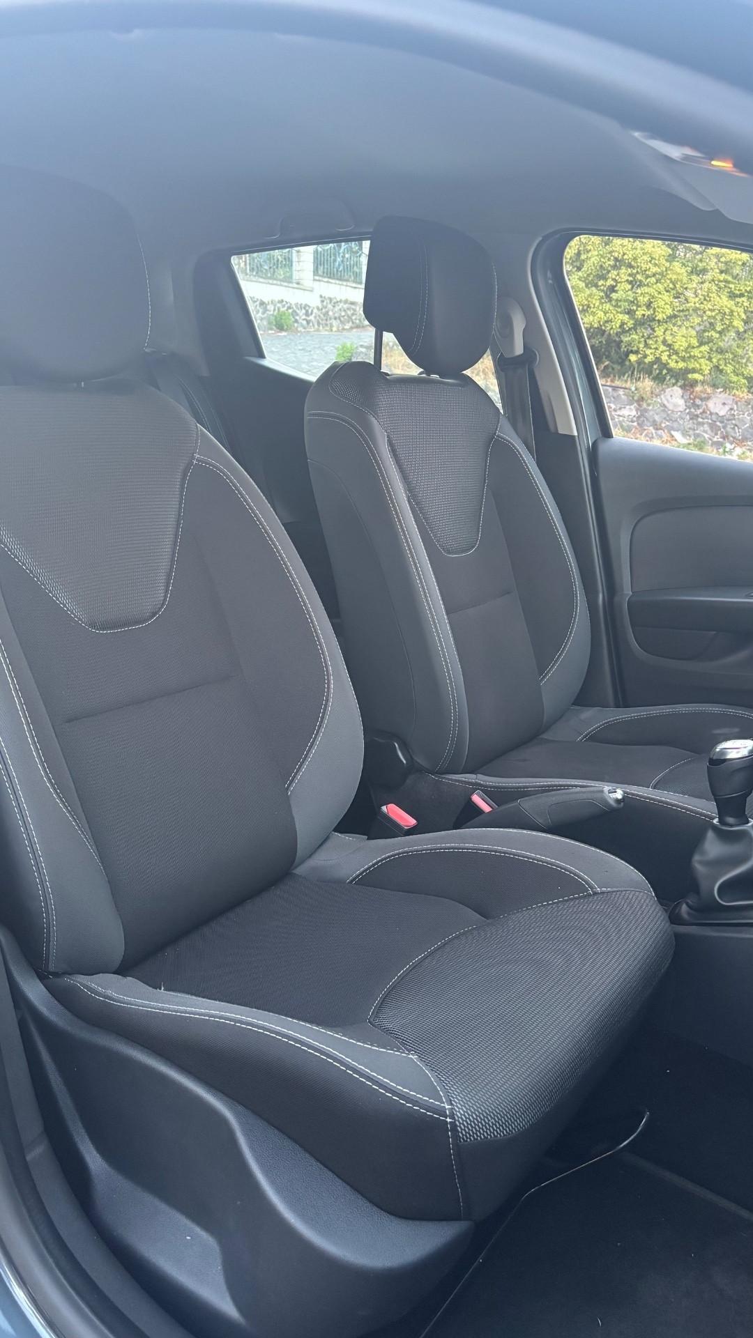 Renault Clio dCi 8V 75 CV 5 porte Moschino Life