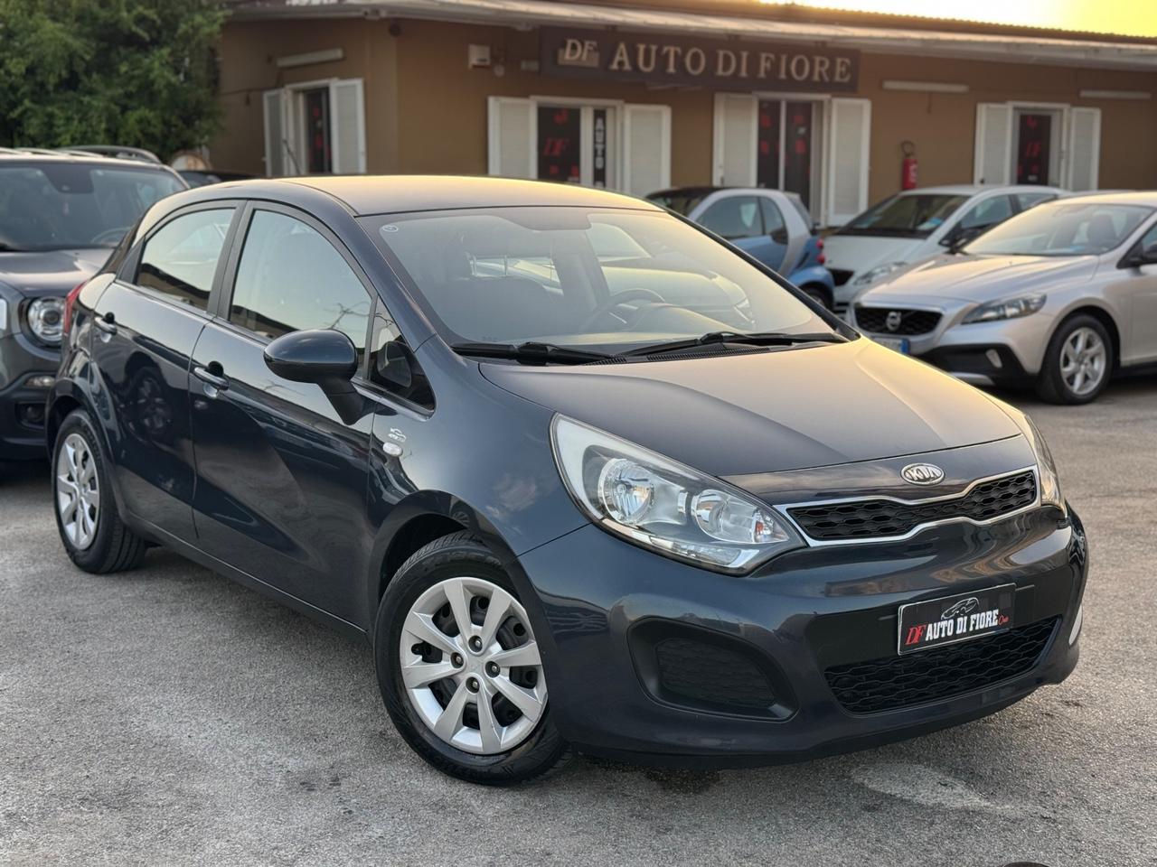 Kia Rio 1.4 CRDi 90CV NEOPATENTATI